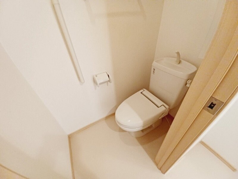 物件内観写真10　(同型部屋写真です。)