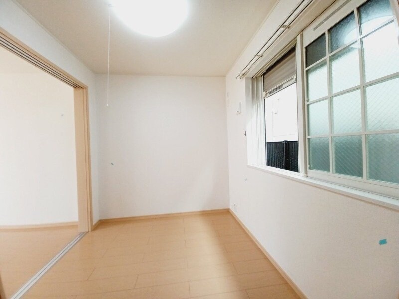 物件内観写真12　(同型部屋写真です。)