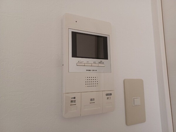 セキュリティ(同じ物件、別部屋の写真です)