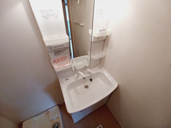洗面所(同型参考写真)
