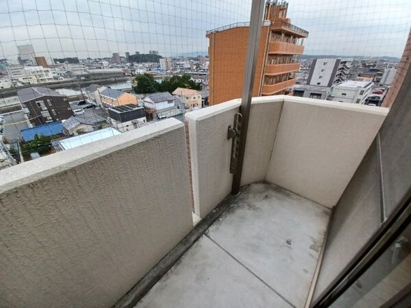 バルコニー(同型参考写真)