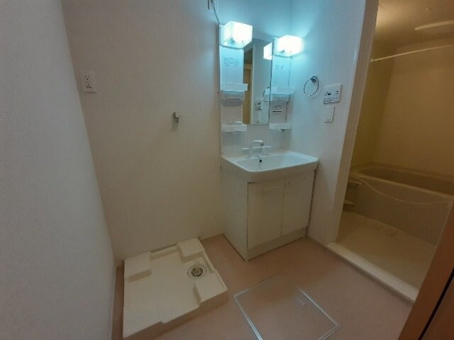 物件内観写真12　(同物件別室画像)