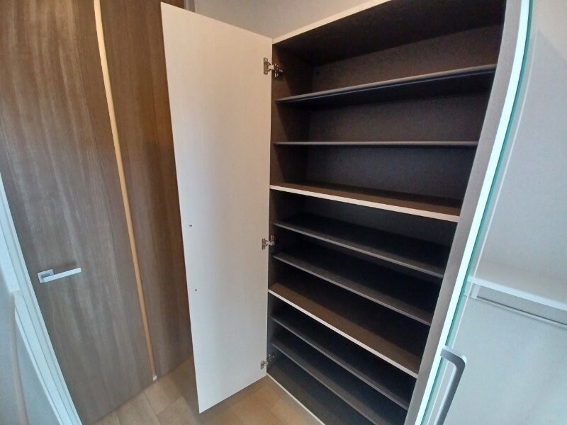 物件内観写真24　(別部屋反転写真です)