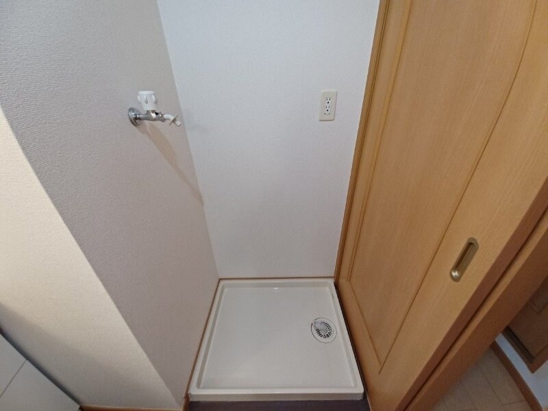 物件内観写真10　(同型反転参考写真)