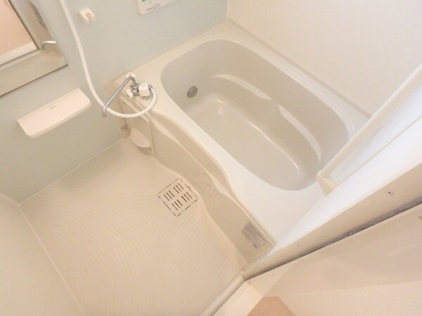 バス／シャワールーム等(同型反転タイプのお写真です)