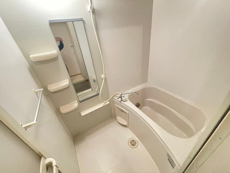 物件内観写真8　(同型参考写真)