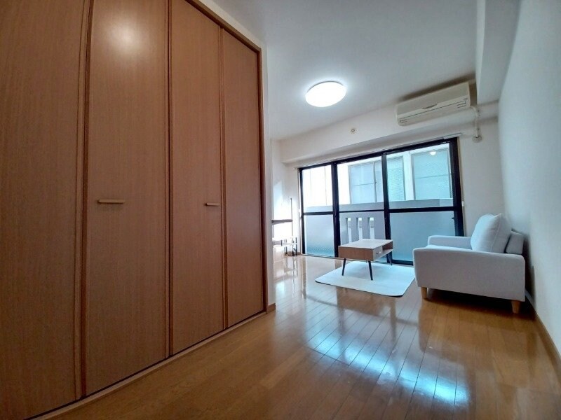 物件内観写真6　(家具は尽きません。)