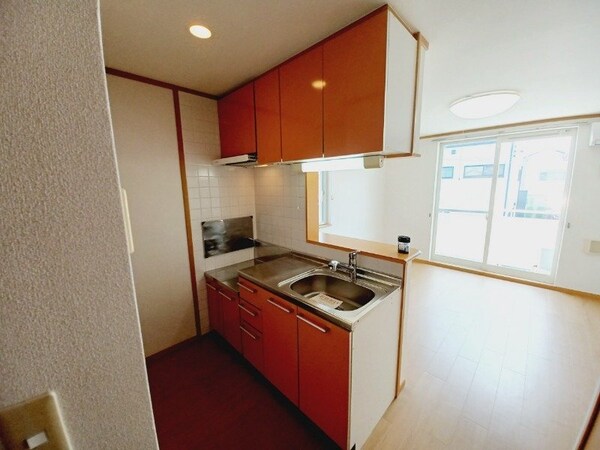 キッチン(同物件別部屋写真)