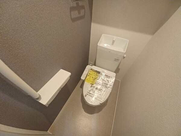 トイレ(同型タイプの画像です)