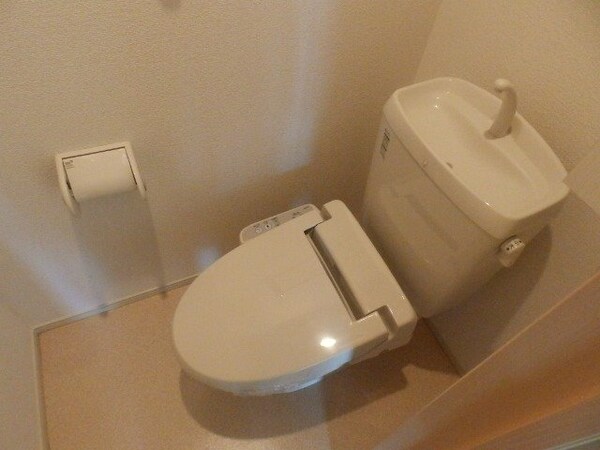 トイレ(同型タイプの画像です)