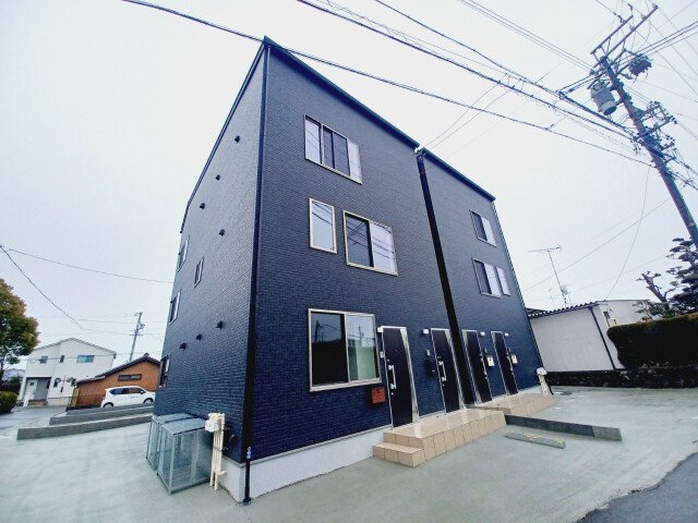 津駅前新築戸建３号棟