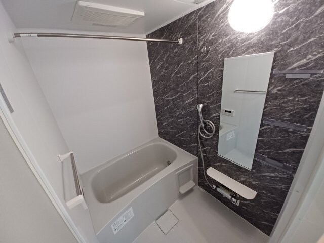 物件内観写真8　(反転タイプの画像です)