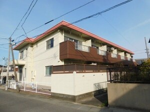 カーサドゥーズ外観写真