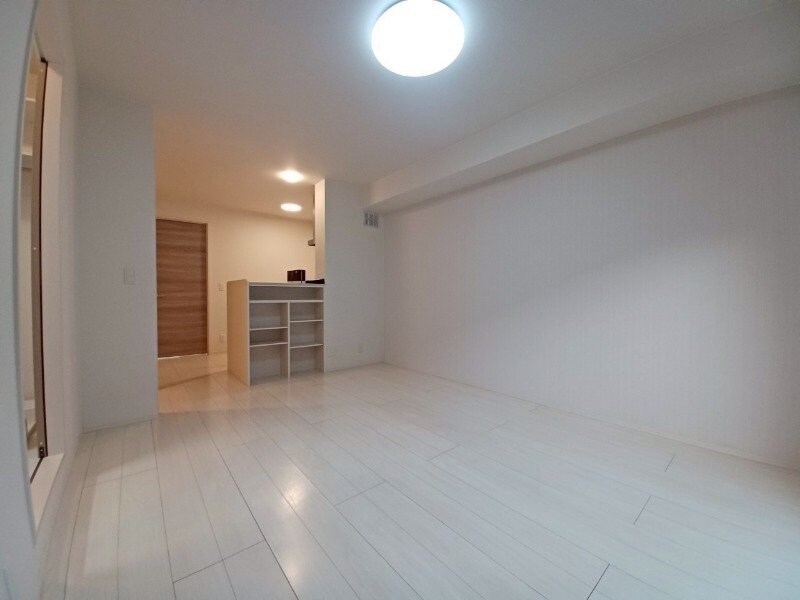 物件内観写真16　(同型反転参考写真)