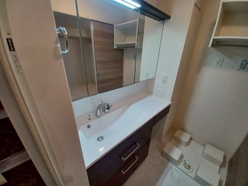 物件内観写真19　(同型反転参考写真)