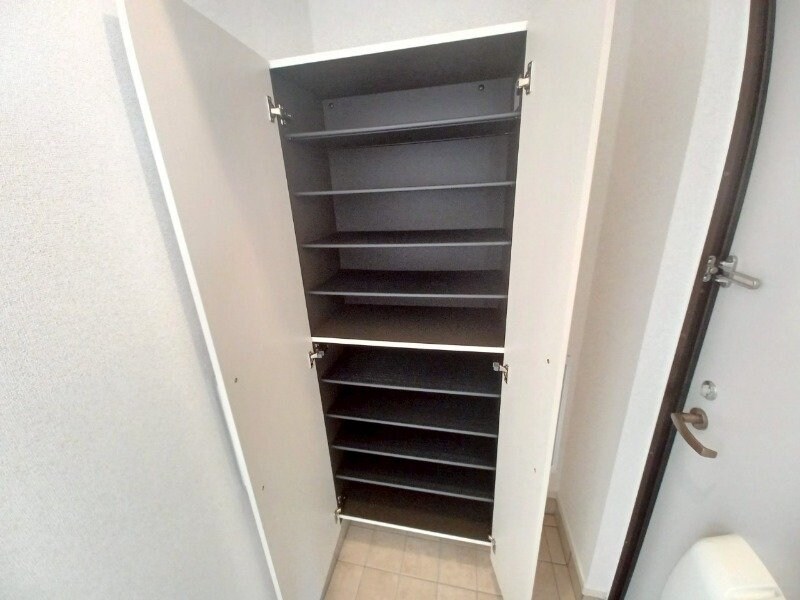 物件内観写真23　(別棟同型参考写真)