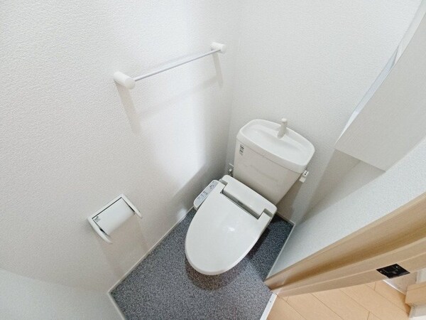 トイレ(同タイプ部屋写真です。)