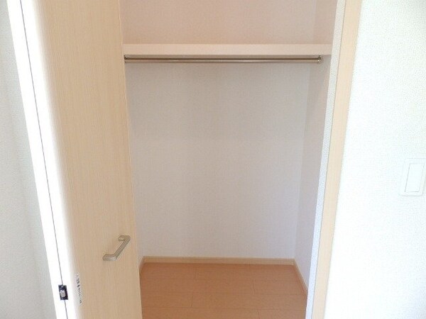 収納(同タイプ部屋写真です。)