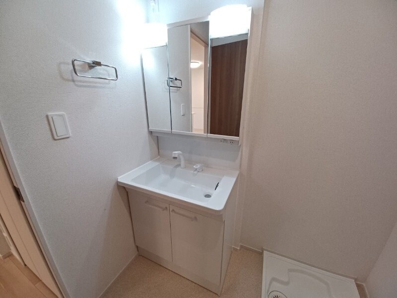 物件内観写真16　(同型参考写真)