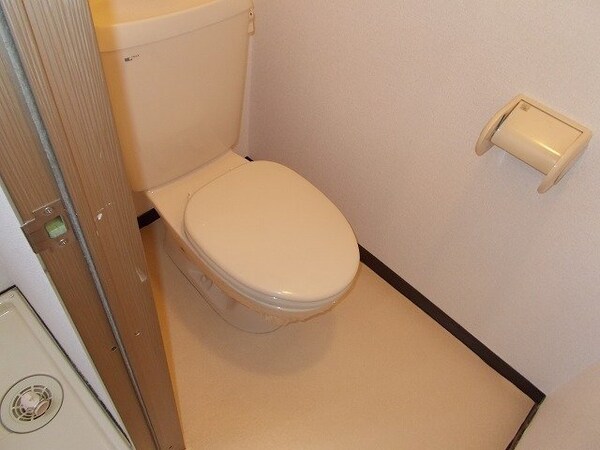 トイレ(同タイプ部屋写真です。)