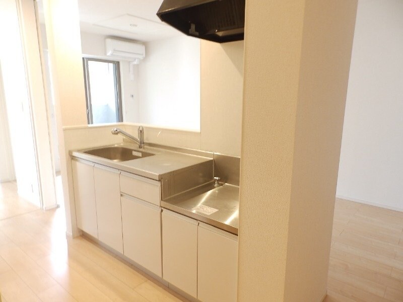 物件内観写真7　(別部屋反転参考写真)