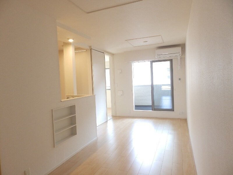 物件内観写真18　(別部屋反転参考写真)