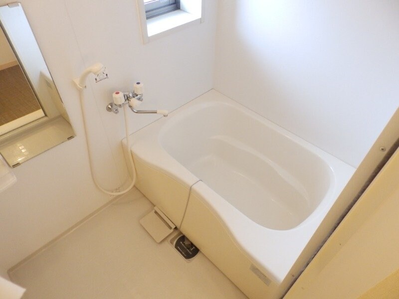 物件内観写真10　(同型参考写真)