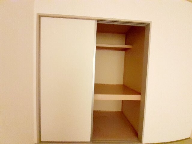 物件内観写真12　(同物件別室画像)