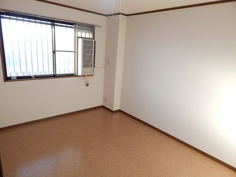 物件内観写真9　(別部屋同タイプ)