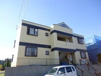 関西本線（東海） 河原田駅 2階建 築25年の外観写真