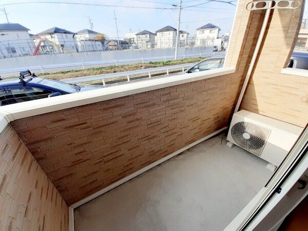 バルコニー(同タイプのお部屋の参考写真です。)
