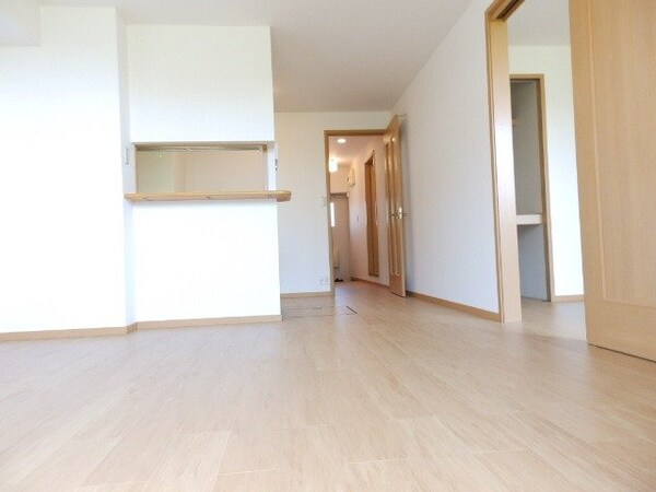 居室・リビング(同タイプの部屋写真です)