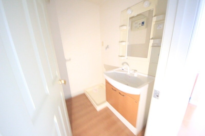 物件内観写真11　(同建物の別部屋写真です)