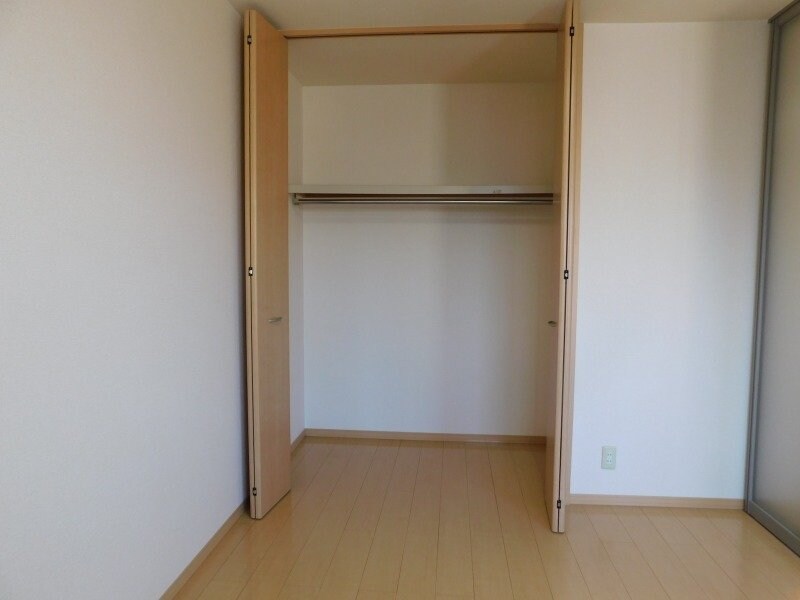 物件内観写真10　(同物件別室の写真です)