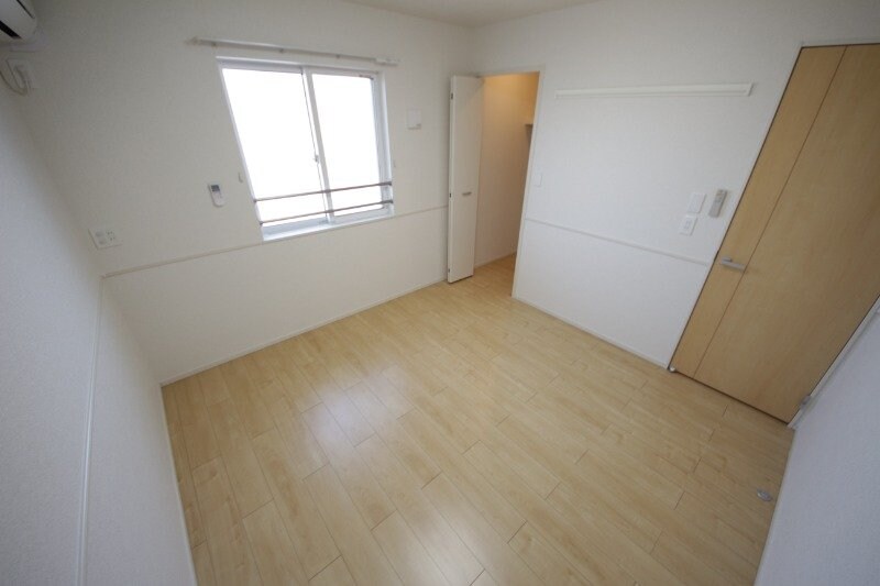 物件内観写真12　(同型部屋写真です。)