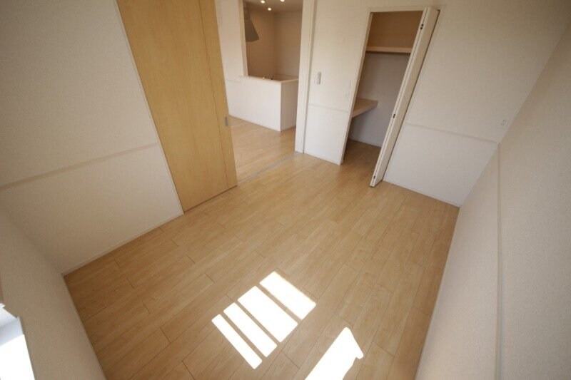 物件内観写真13　(同型部屋写真です。)