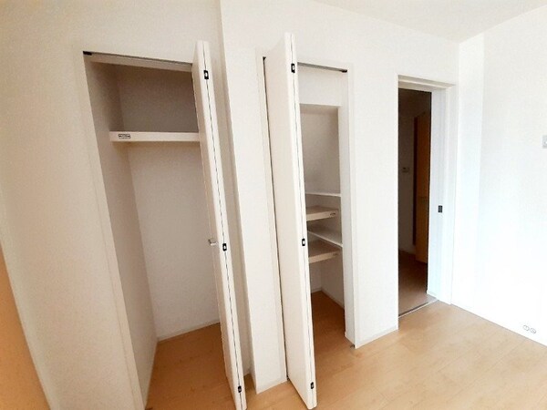 収納(同型タイプの画像です)