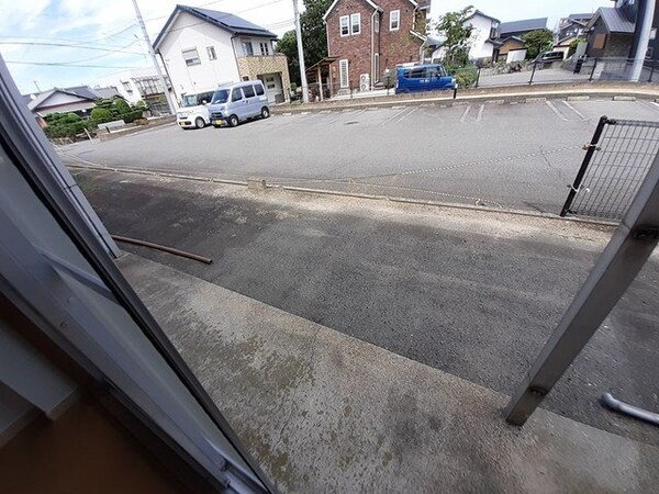 庭(同型タイプの画像です)