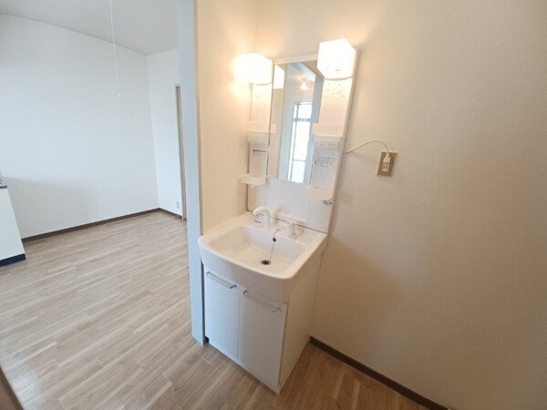 洗面所(別部屋参考写真)