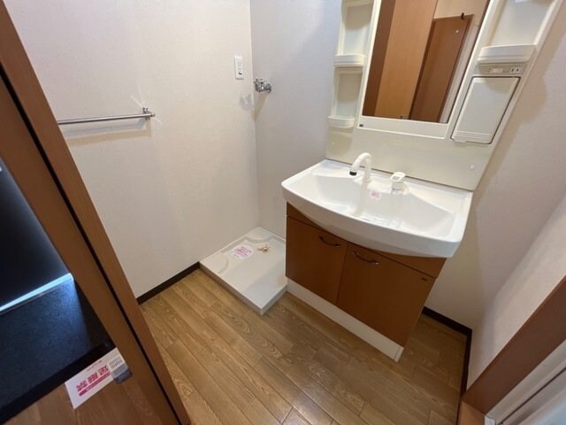 物件内観写真10　(同型タイプ画像)