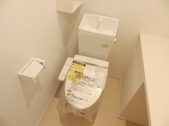 物件内観写真10　(同型参考写真)