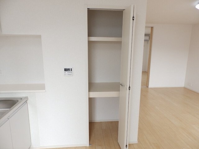 物件内観写真19　(同型参考写真)