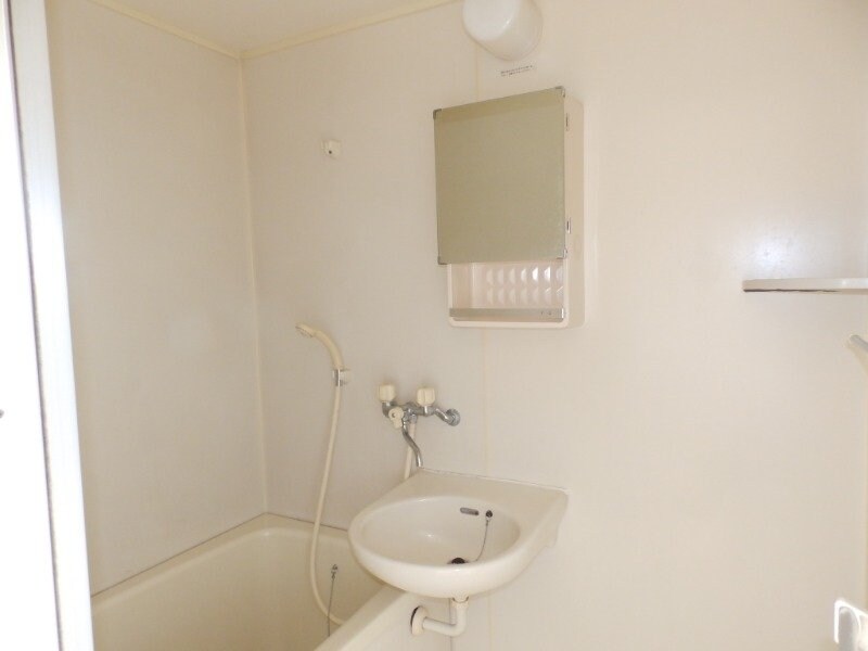 物件内観写真7　(同タイプの写真です。)