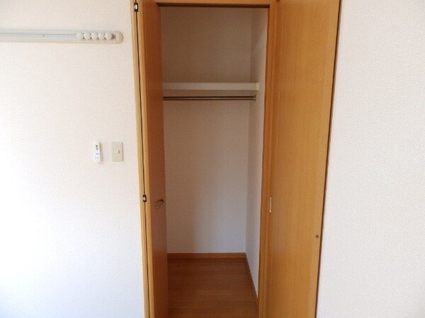 収納(同物件別部屋参考写真です。)