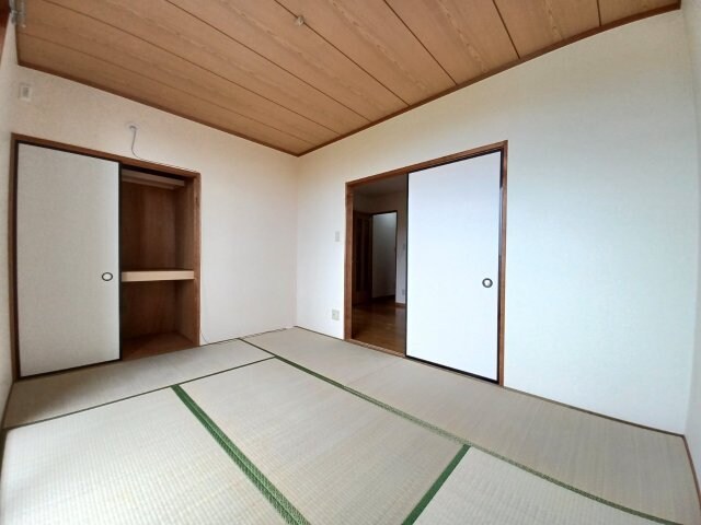 物件内観写真12　(同タイプの部屋写真です。)