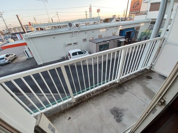 バルコニー(同物件別部屋写真)