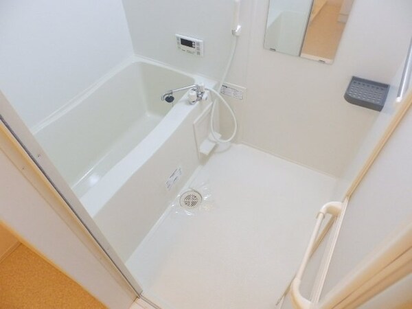 バス／シャワールーム等(同建物の別部屋写真です)