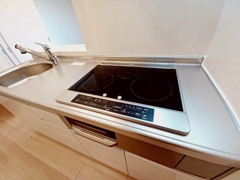 物件内観写真18　(同型参考写真です。)