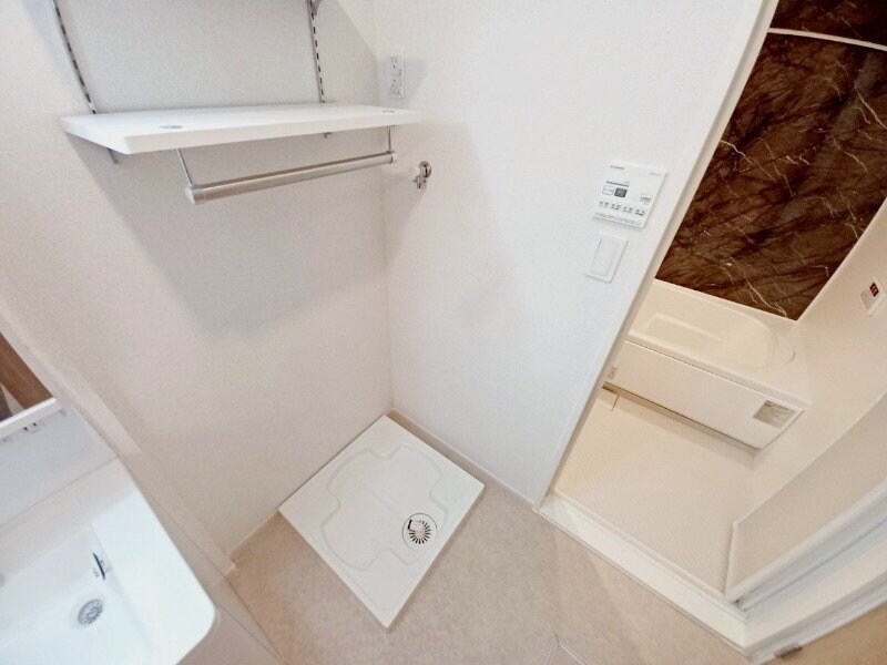 物件内観写真22　(同型参考写真です。)