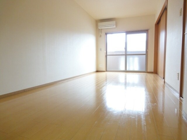 物件内観写真10　(同物件別部屋参考写真)